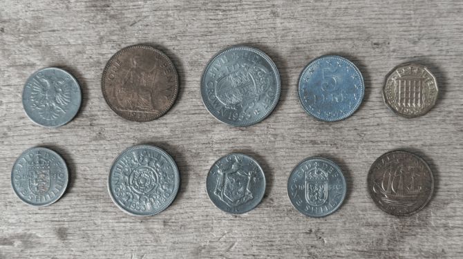 На Буковині зупинили спробу вивезення старовинних монет до Румунії
