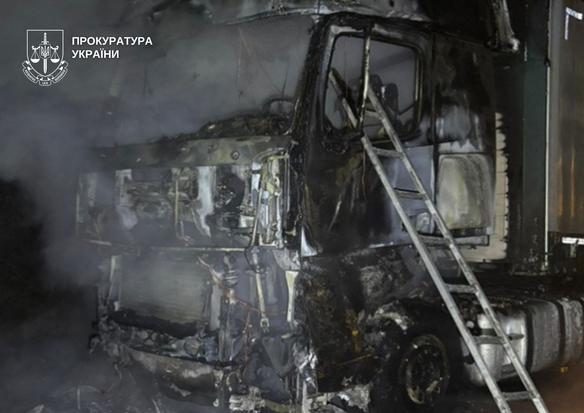 На Буковині молодого чоловіка засуджено за підпал вантажного автомобіля на …