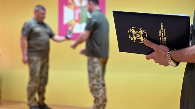 На Буковині нагородили фахівців Держспецзв'язку з нагоди 20-річчя служби