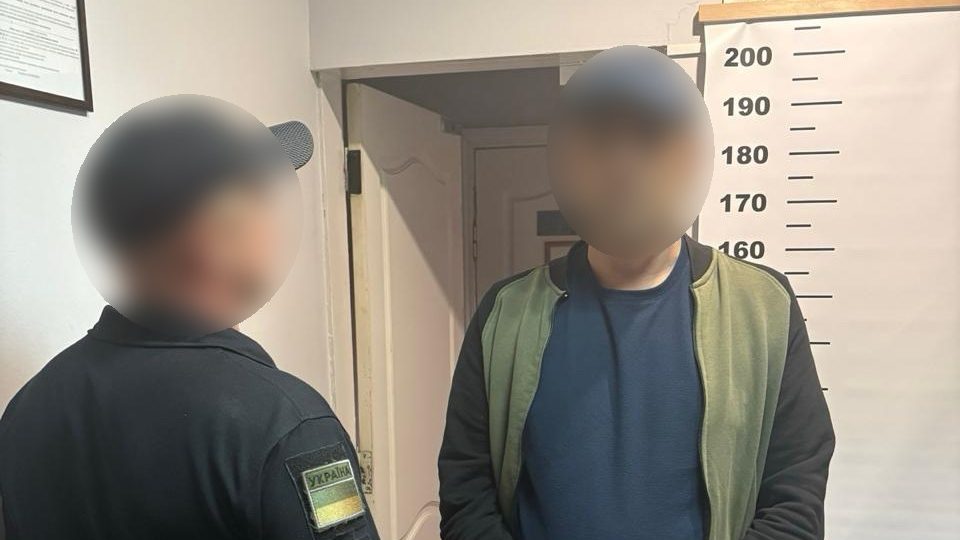 На Буковині прикордонники затримали іноземця, який перебував у міжнародному розшуку