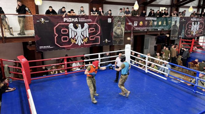 На Буковині провели боксерський турнір серед курсантів ДШВ та Морської …