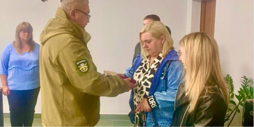 На Волині дружині та дітям загиблого Героя вручили посмертний орден …