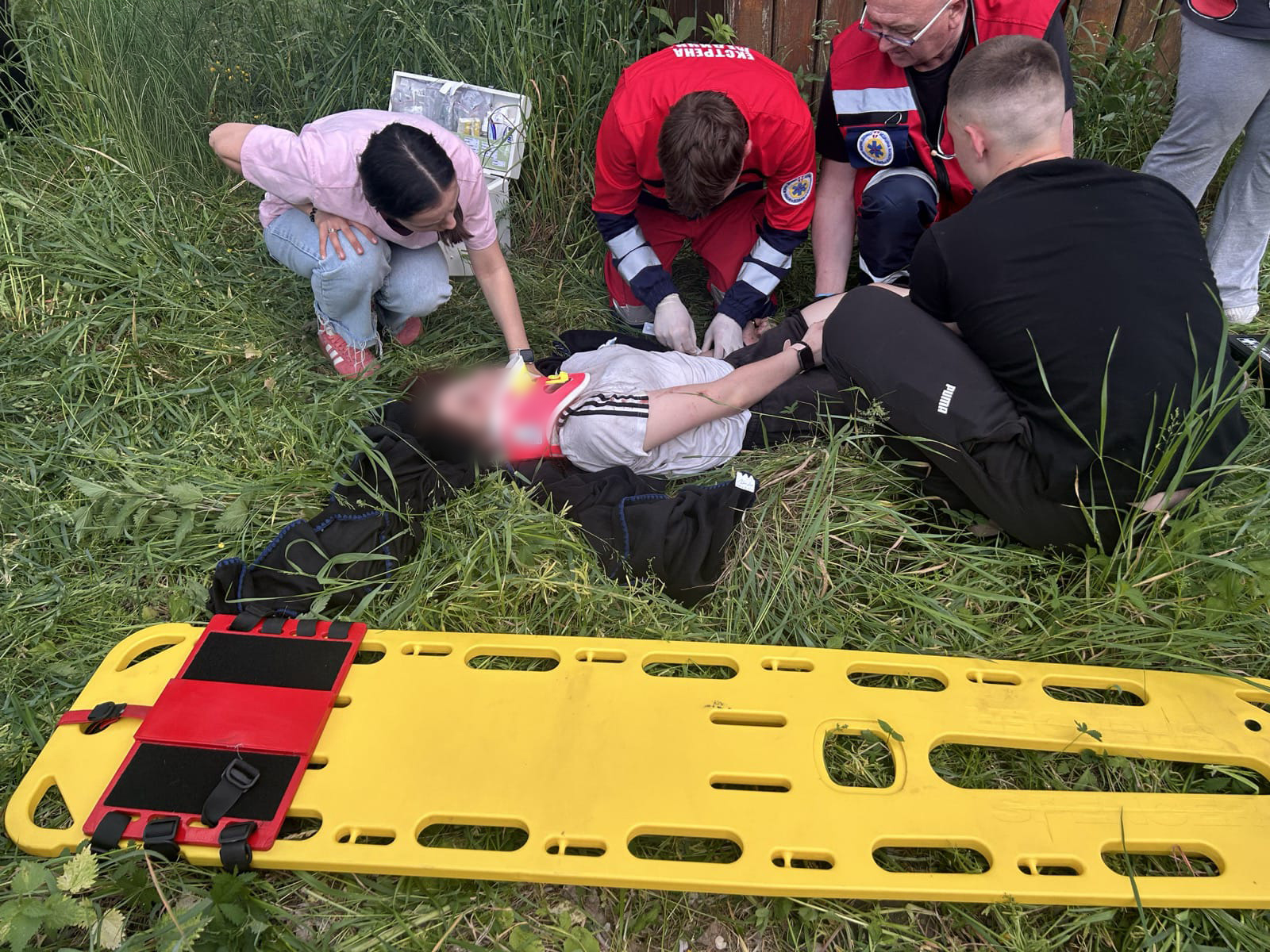 На Волині подружжя рятувальників першим надало допомогу постраждалим у ДТП …