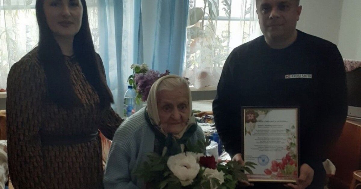 На Волині привітали довгожительку