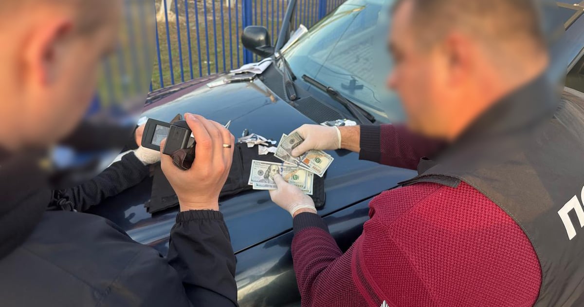 На Волині продавали автомобілі, які завозили як гумдопомогу — поліція