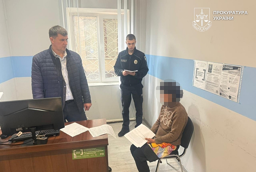 На Вінниччині жінка з ножем напала на неповнолітню доньку