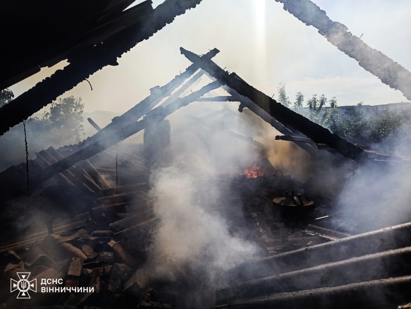 На Вінниччині рятувальники ліквідували три пожежі у житловому секторі