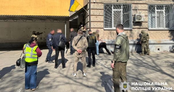 На Дніпропетровщині посадовця ТЦК піймали на хабарі