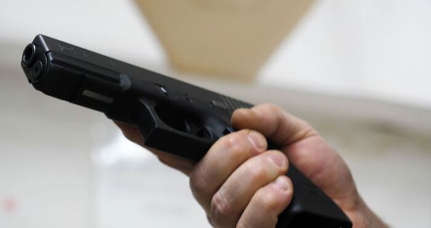 Хизувався пістолетом брата: на Дніпропетровщині 16-річний хлопець випадково застрелив товариша