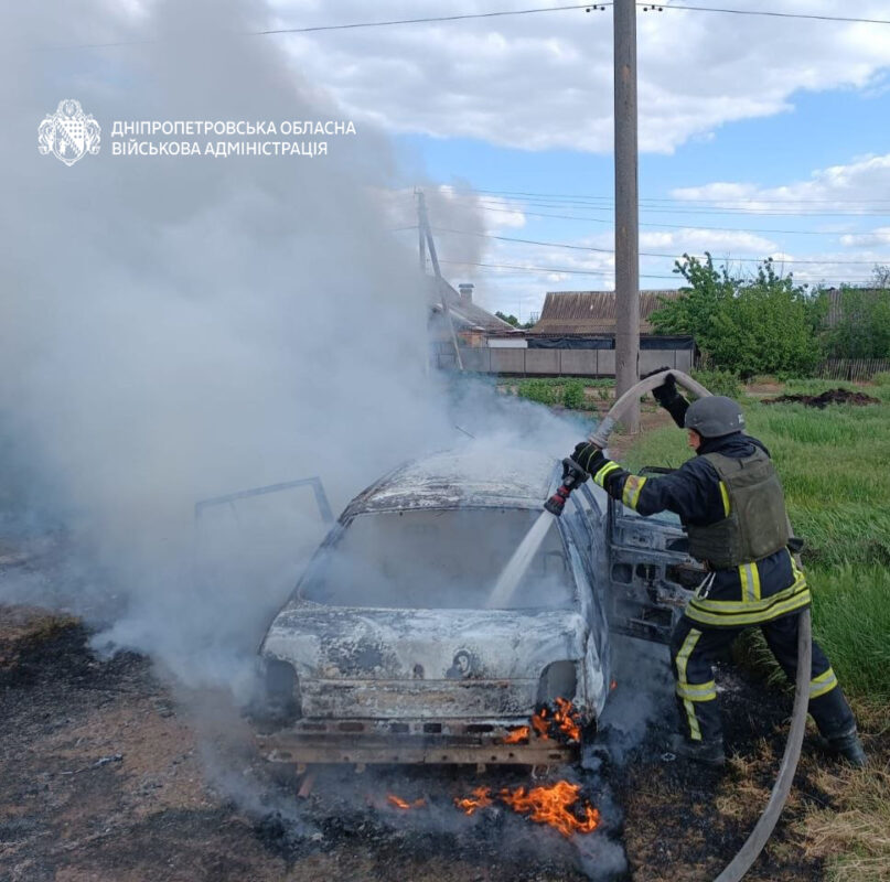 На Дніпропетровщині через ворожі атаки постраждали двоє людей