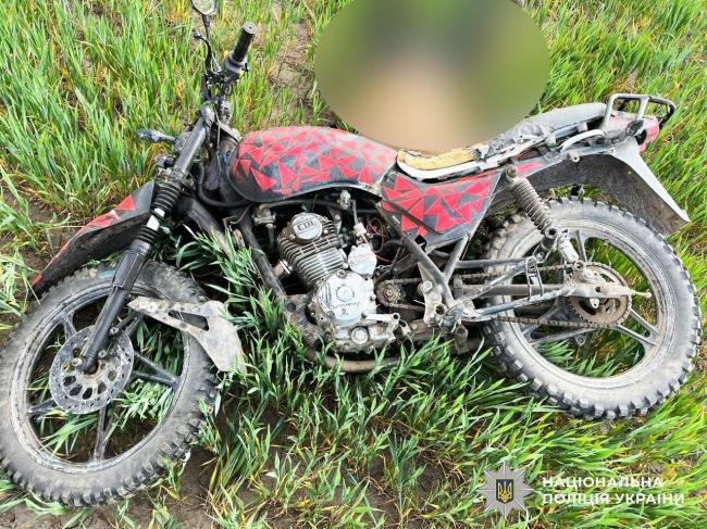 На Дубенщині внаслідок падіння зі скутера загинув 32-річний чоловік