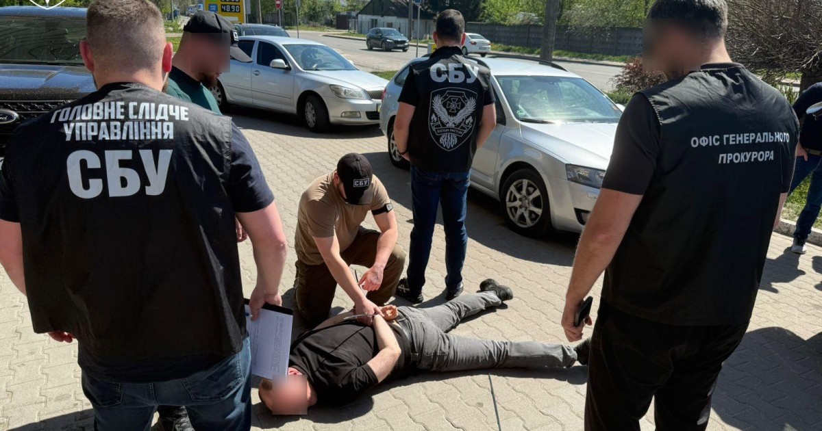 На Житомирщині затримали очільника ТЦК: його підозрюють у хабарях