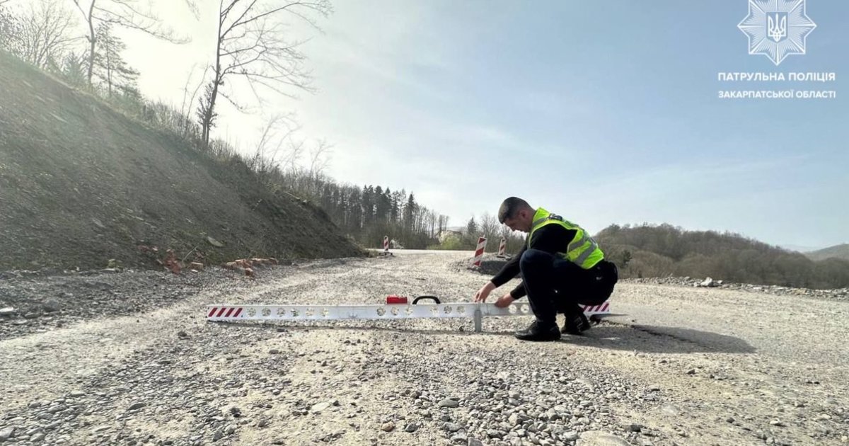 На Закарпатті під час перевірки доріг виявили десятки порушень (ФОТО)