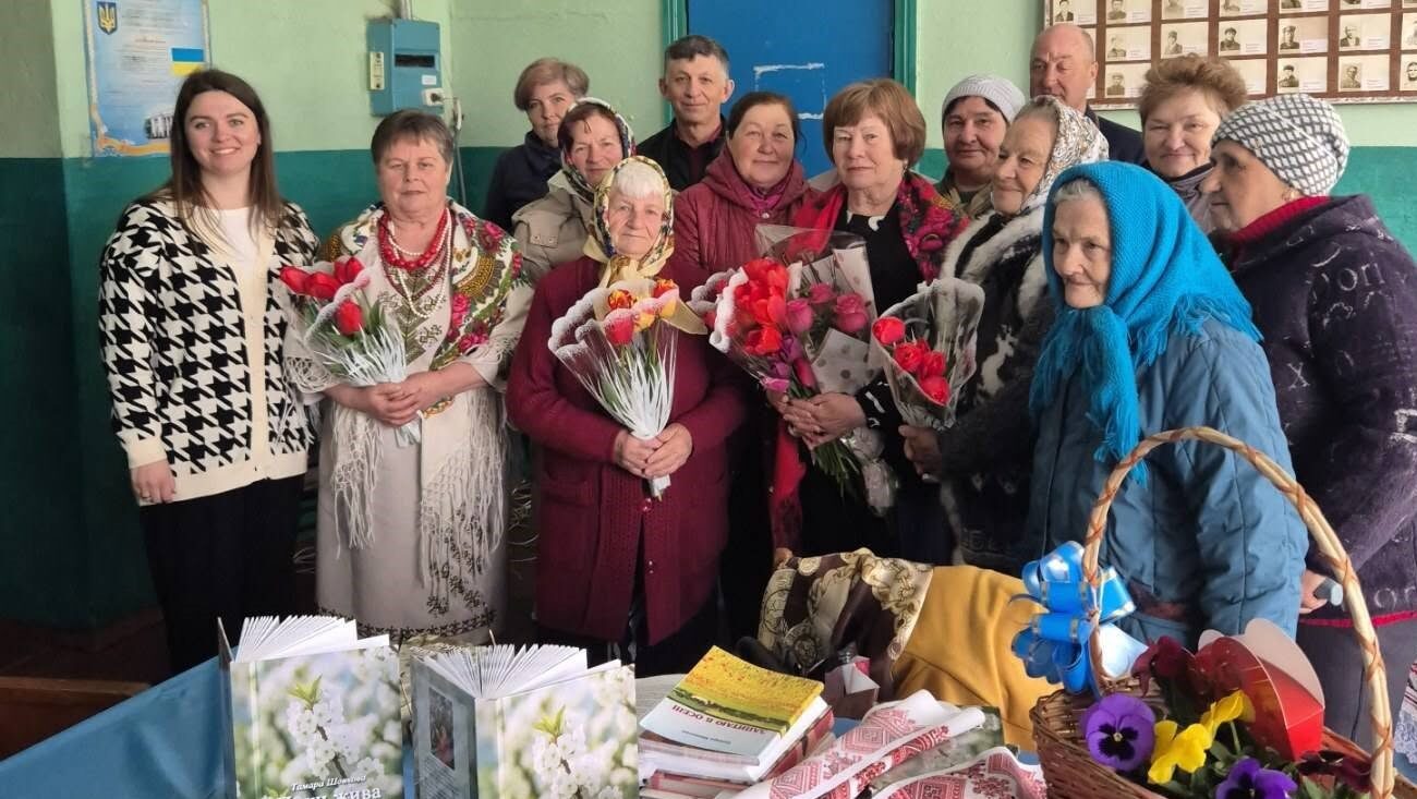 На Калинопільщині відбулась творча зустріч із поетесою-землячкою
