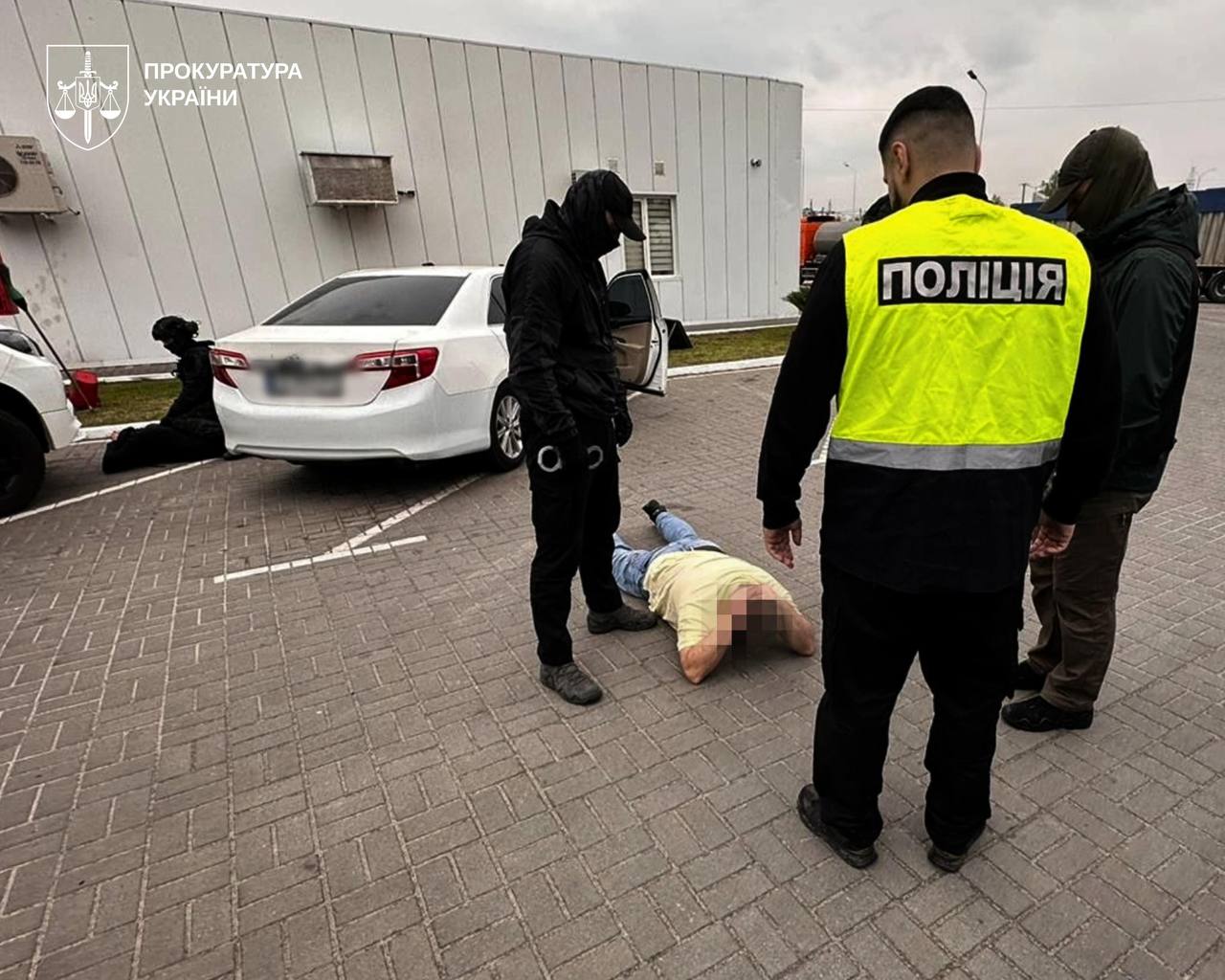 На Київщині затримали лікарів-близнюків за продаж підроблених довідок про інвалідність …