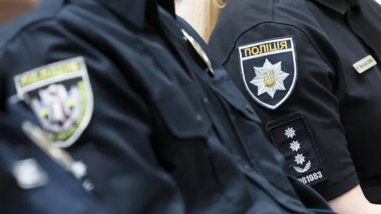 На Київщині чоловіки посварилися з підлітками через шум: конфлікт переріс …