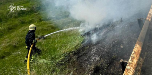 На Ковельщині палали суха трава й чагарники