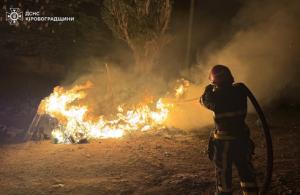 На Кіровоградщині за добу ліквідували дві пожежі у житловому секторі