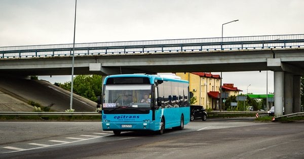 На Львівщині вперше випустили великогабаритні автобуси на нетуристичні районні маршрути