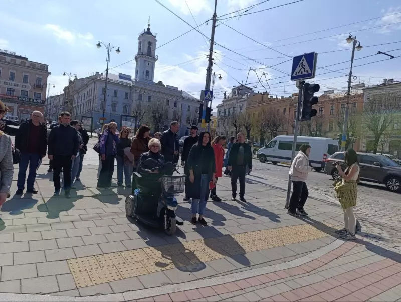 На «Маршрут безбар’єрності» у Чернівцях витратили вже 61 мільйон гривень: …