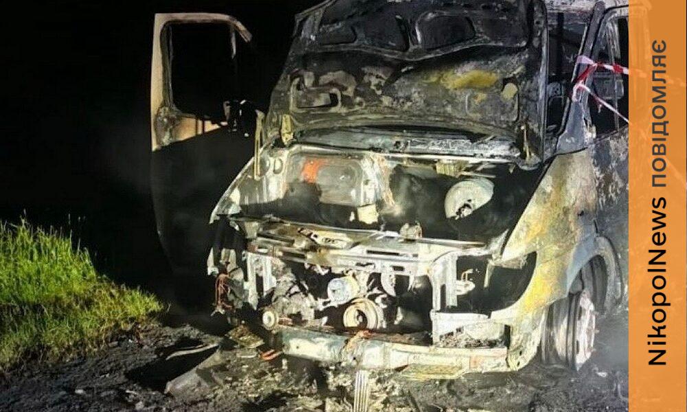 На Нікопольщині FPV-дрони влучили в автомобілі з людьми, є постраждалі, …