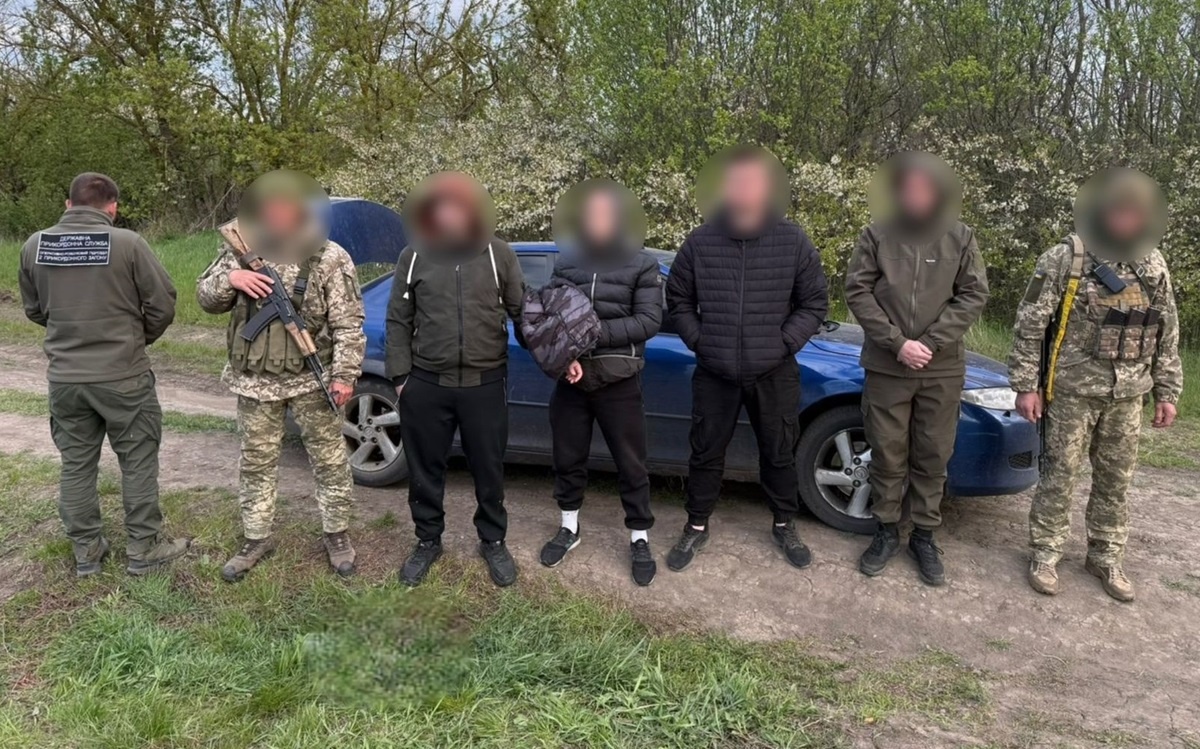 На Одещині затримали військового за спробу переправити чоловіків до Молдови