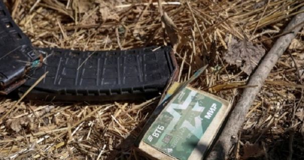 Бояться "небесної кари": на Запоріжжі росіяни масово скидають форму та …