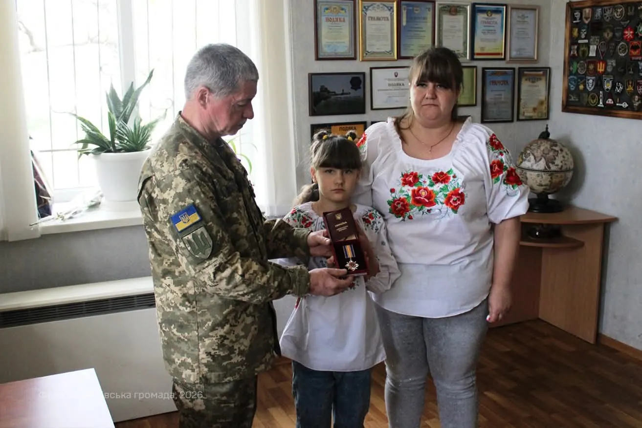 На Полтавщині родині загиблого воїна вручили орден «За мужність»