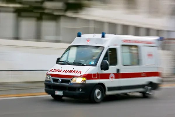 На Полтавщині російський дрон зруйнував житловий будинок: з-під завалів врятували …