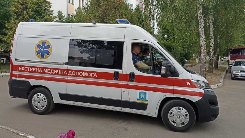 Житель Полтавщини побив лікаря «швидкої допомоги»