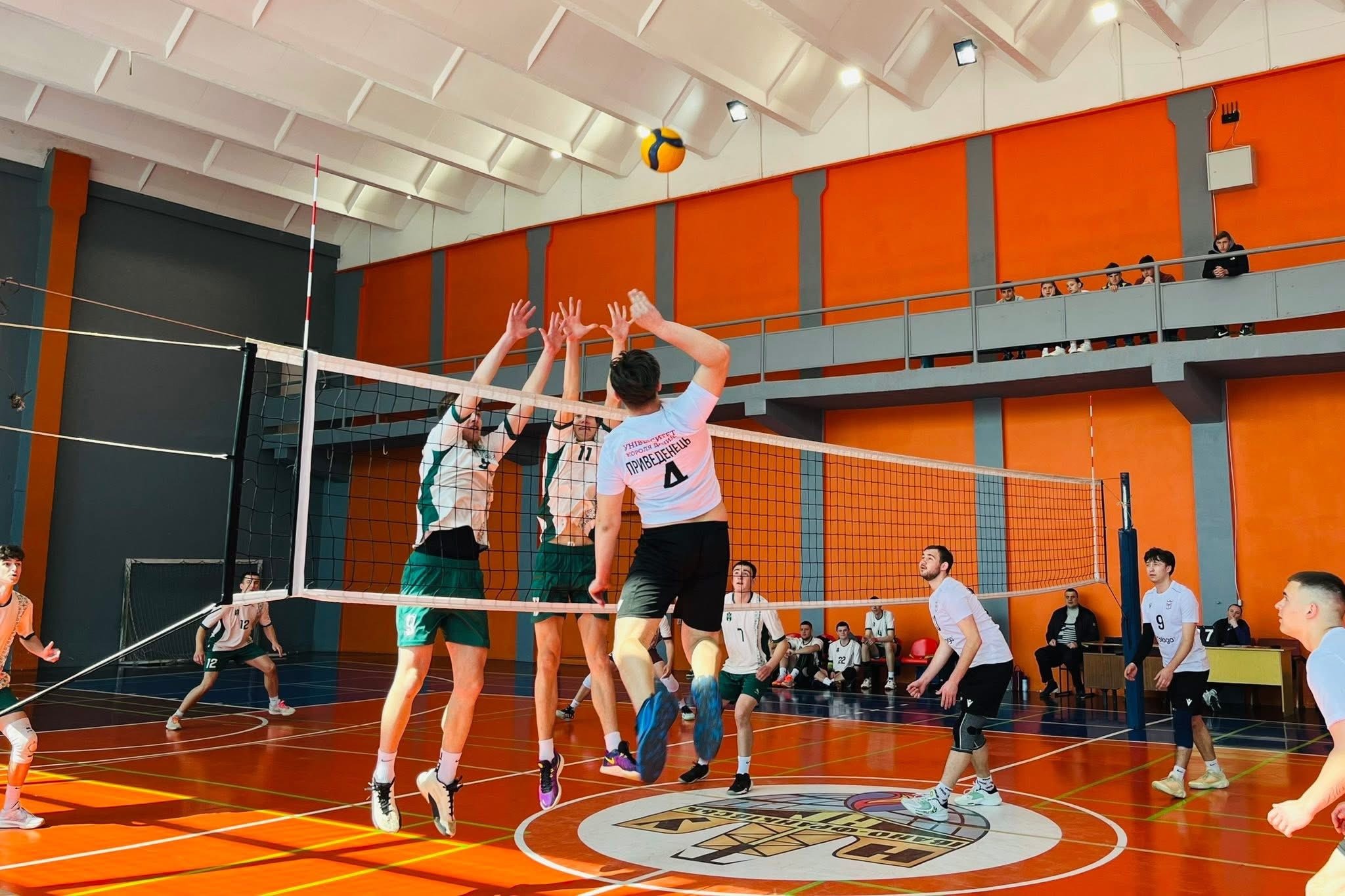 На Прикарпатті визначили чемпіонів обласного етапу студентської волейбольної ліги