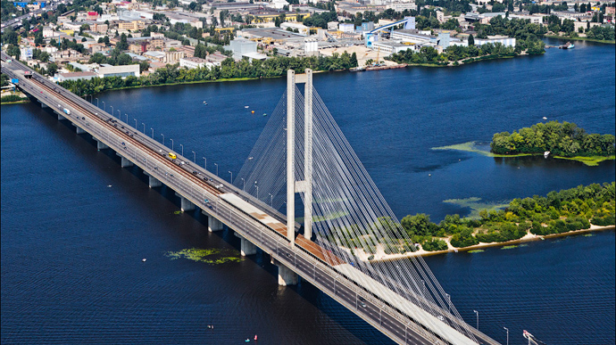 На Південному мосту в Києві частково обмежать рух через ремонт …