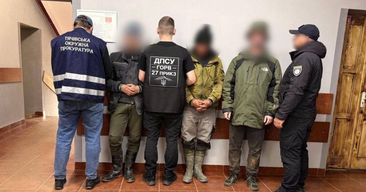 На Рахівщині затримали ділків, які супроводжували чоловіка до кордону (ФОТО)