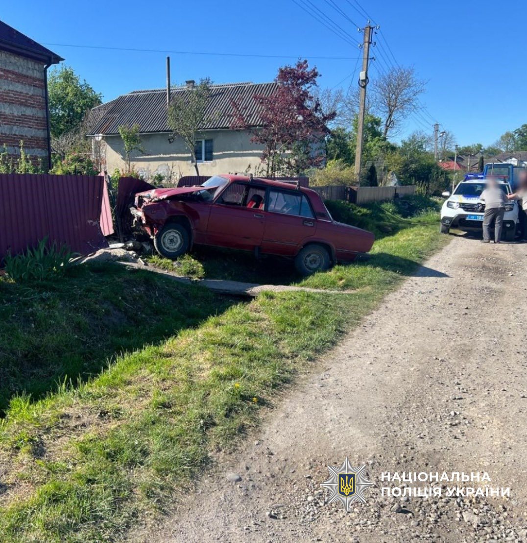 На Рогатинщині водій з 2,26 проміле злетів у кювет — …