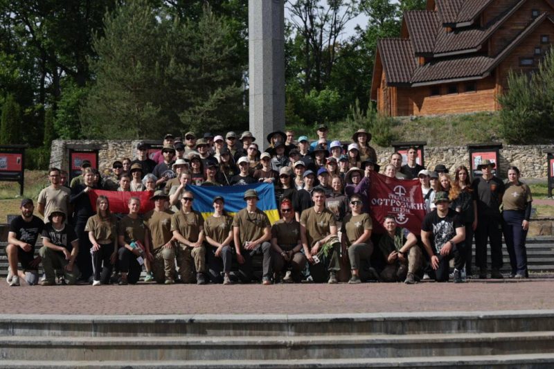 На Рівненщині відбувся масштабний патріотичний табір «Стежками князів Острозьких»