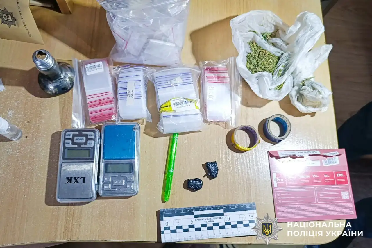 На Рівненщині підозрюваного у збуті психотропів взяли під варту