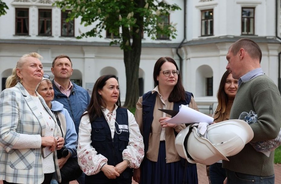 На Софійському соборі монтують новітні сейсмічні датчики
