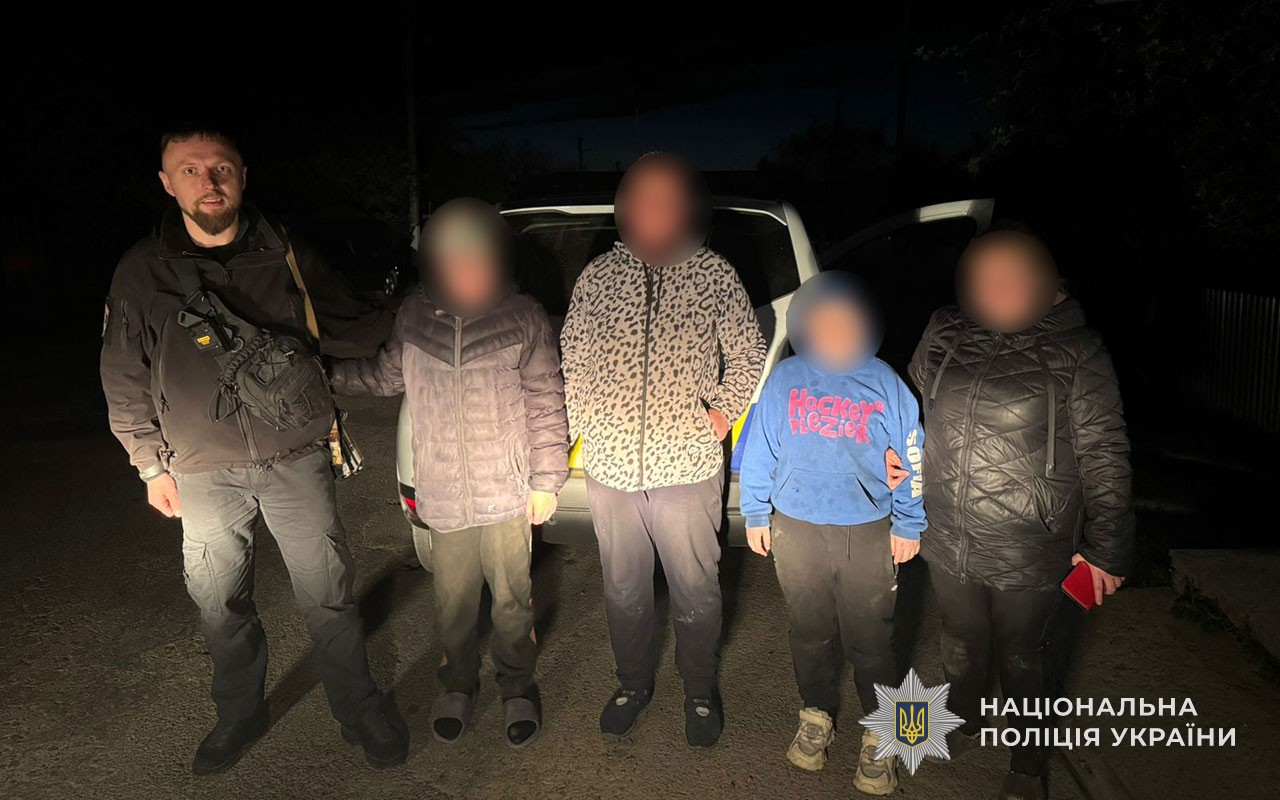 На Тернопільщині вночі знайшли дітей, які заблукали дорогою до родичів