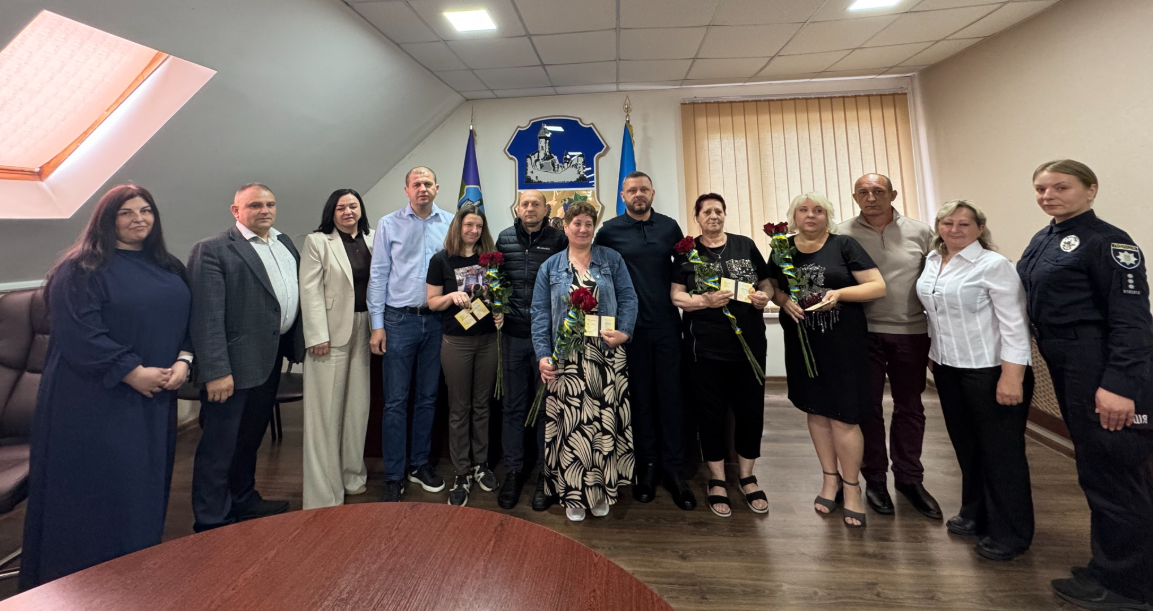 На Ужгородщині багатодітним матерям вручили почесні звання «Мати-героїня»