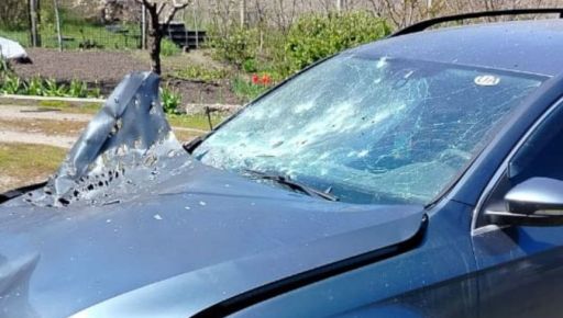 У Золочеві російський дрон вдарив по цивільному авто (ФОТОФАКТ)