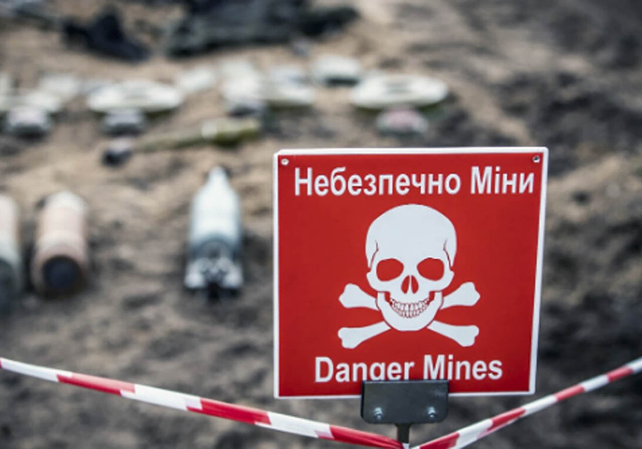 На Харківщині люди підриваються під час роботи в полі