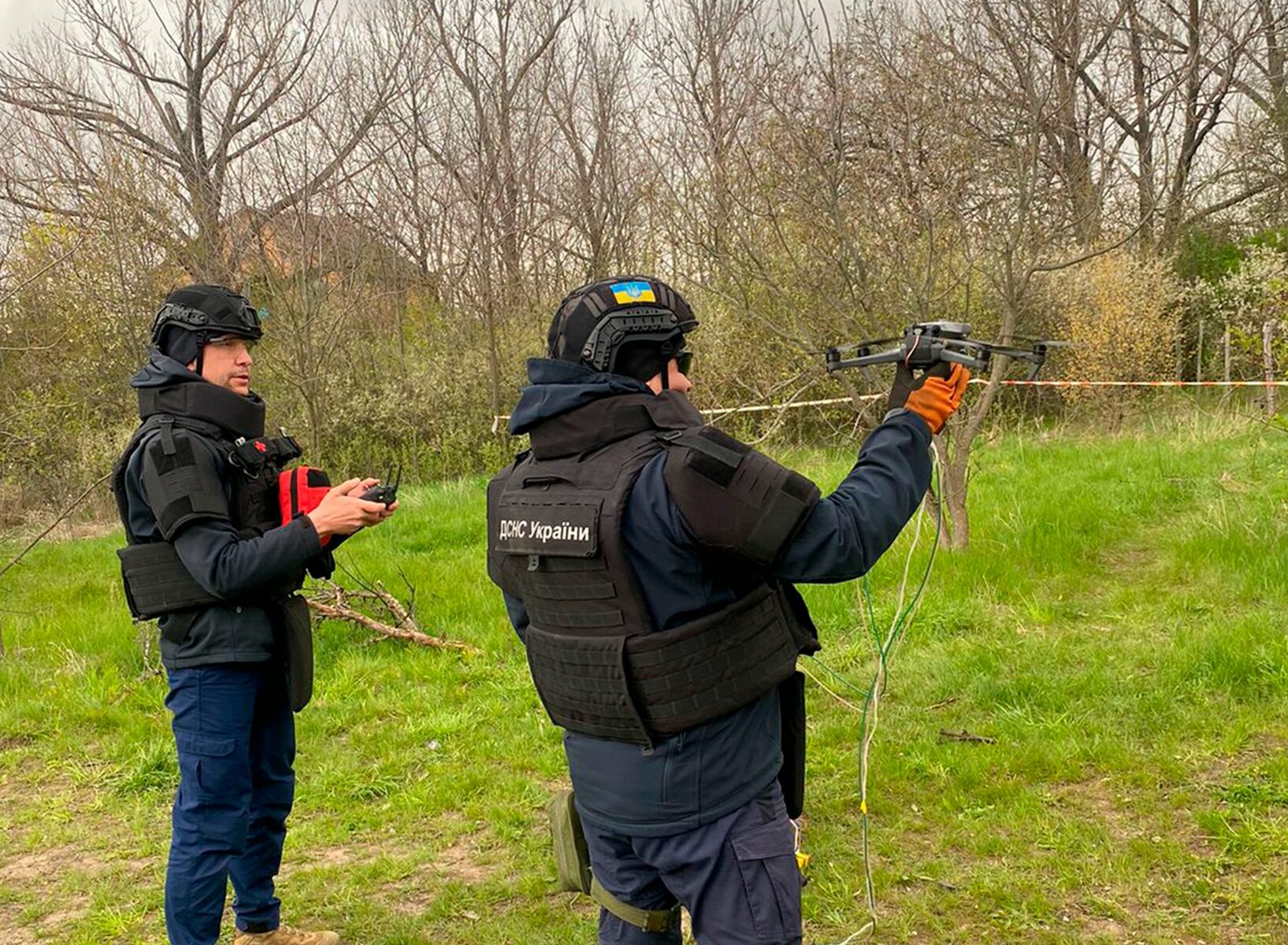 На Харківщині сапери знешкодили міну за допомогою дрона