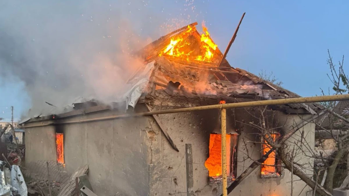 На Херсонщині за добу рятувальники ліквідували 8 пожеж, спричинених російськими …