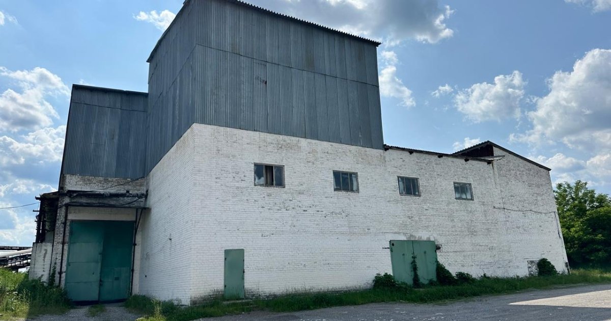 На Черкащині виставили на продаж майновий комплекс колишнього цукрового заводу …