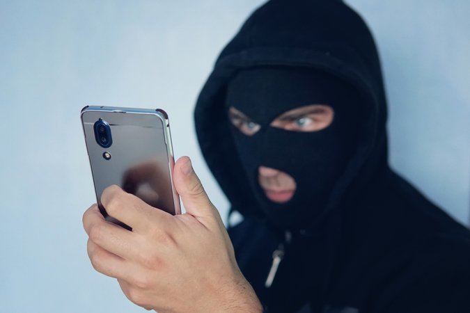На Черкащині знову завелися телефонні податкові шахраї