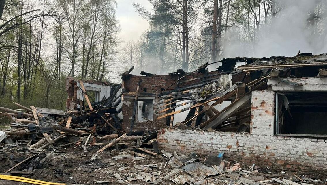 На Чернігівщині внаслідок удару «гераней» поранено двох людей