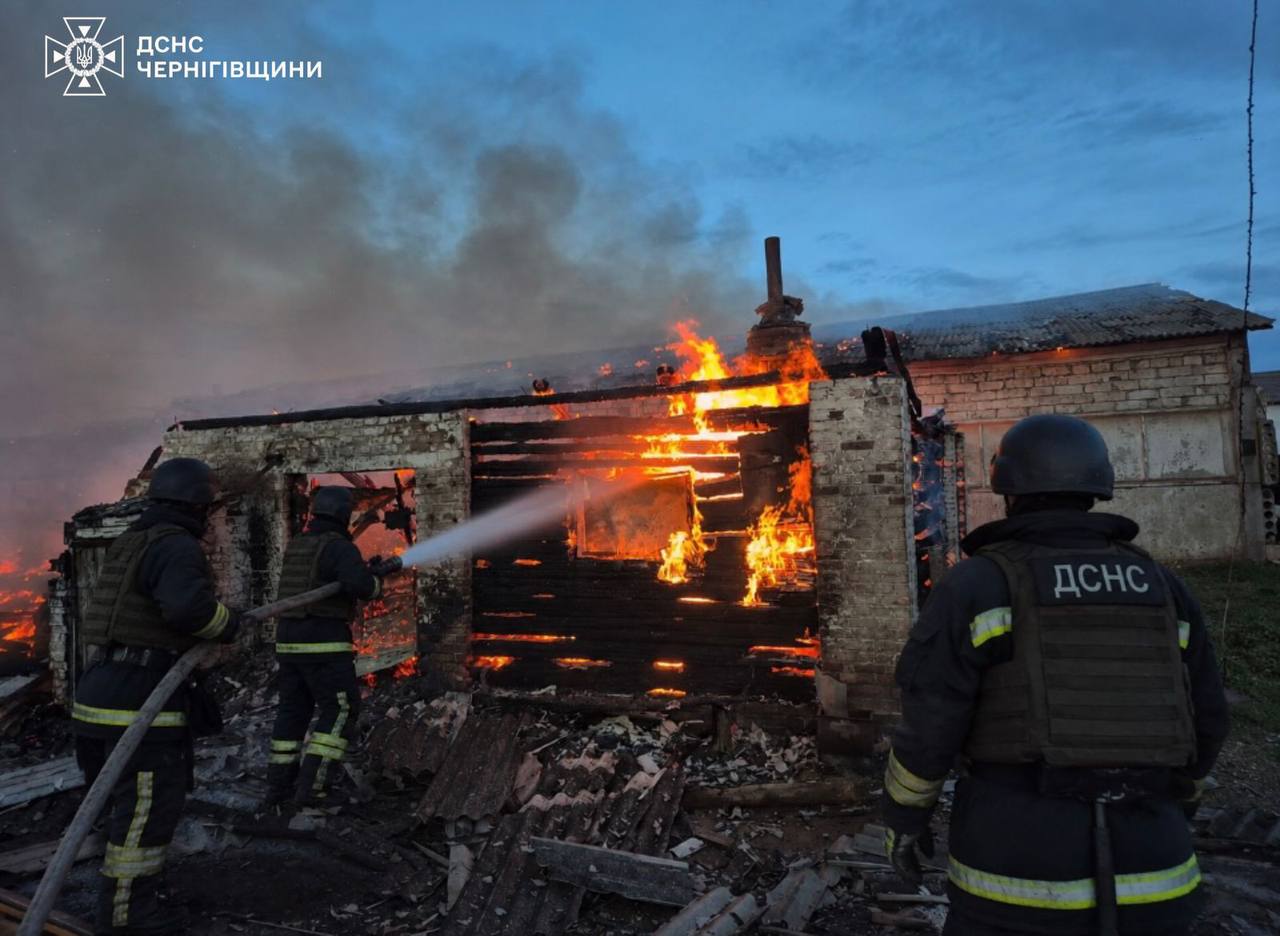 На Чернігівщині дрони рф вбили батька та сина на підприємстві