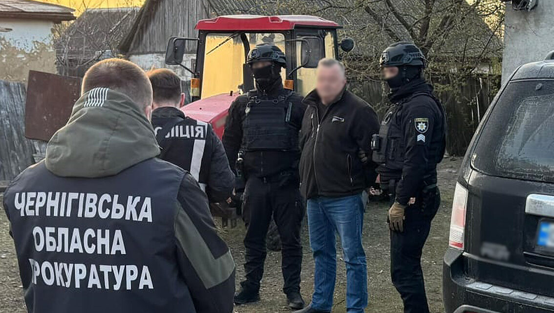На Чернігівщині посадовець КП фіктивно працевлаштовував чоловіків для бронювання