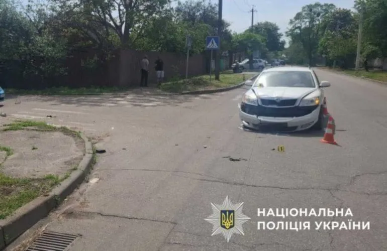 На Юрівці у Полтаві зіткнулися Nissan і Skoda: постраждали немовля …