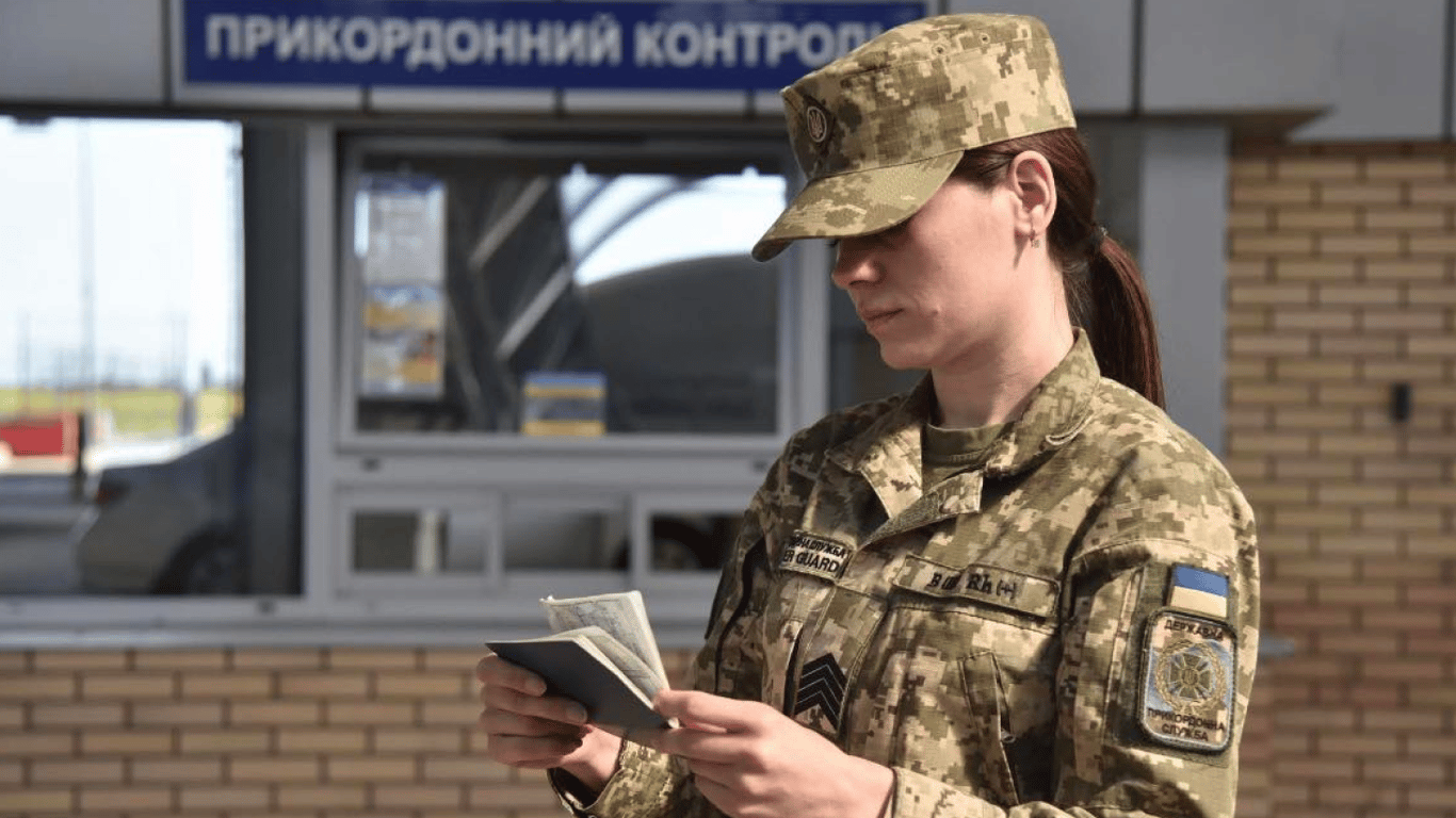 На виїзді до Польщі багато автомобілів: черги на кордоні
